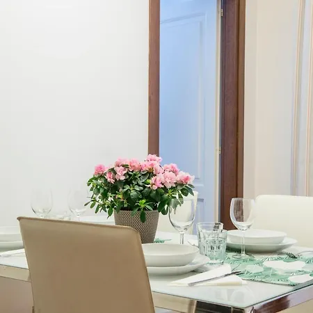 Apartment Relais Cavour 133 *